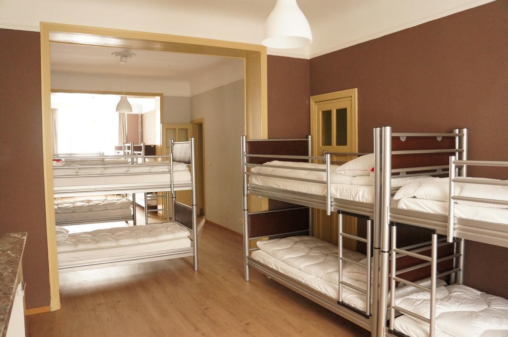 Es Hostel Saint-Gilles المظهر الخارجي الصورة