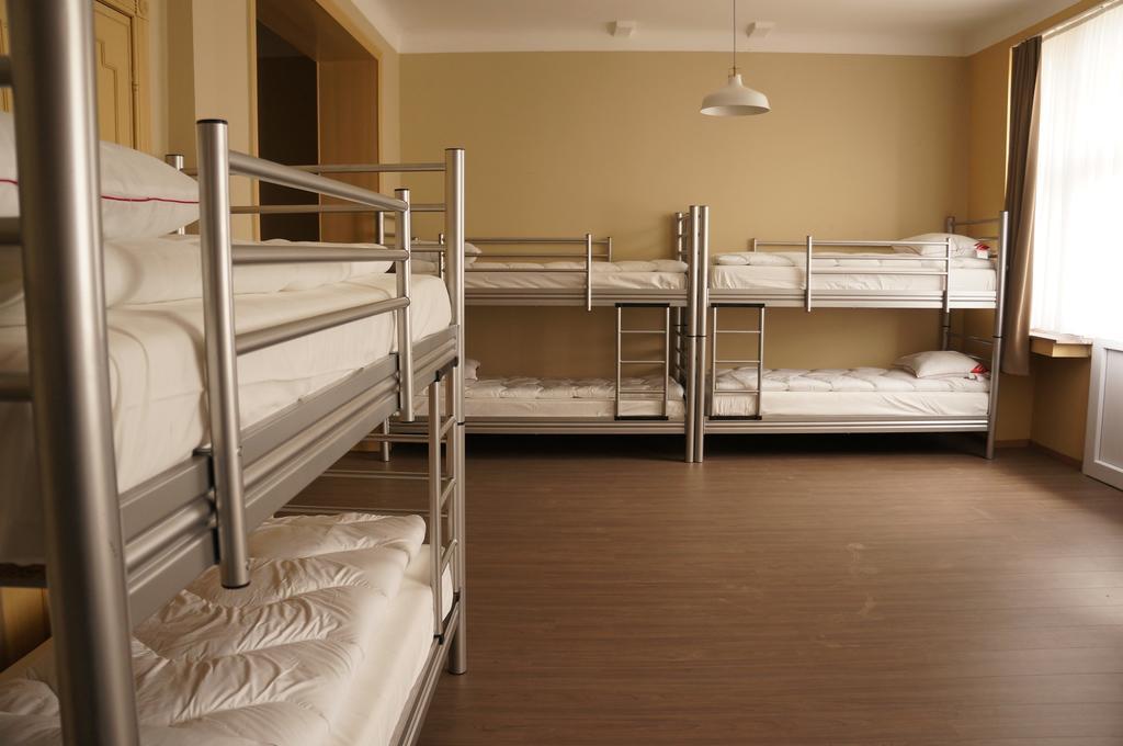Es Hostel Saint-Gilles المظهر الخارجي الصورة