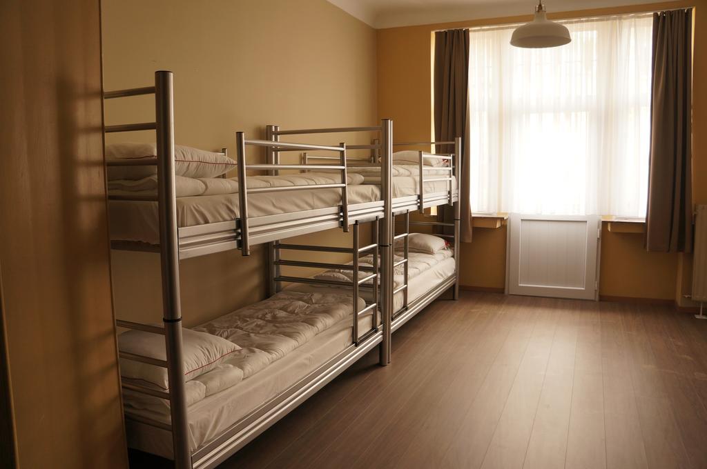 Es Hostel Saint-Gilles المظهر الخارجي الصورة