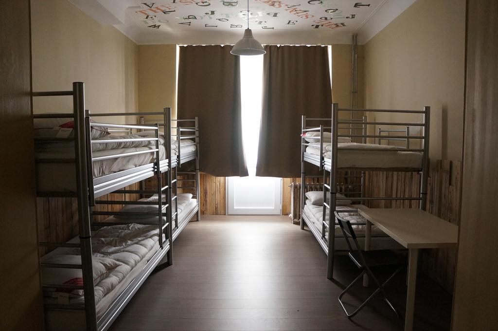 Es Hostel Saint-Gilles المظهر الخارجي الصورة